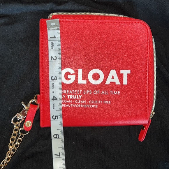 TRULY GLOAT bag - perfect condition - Picture 6 of 6